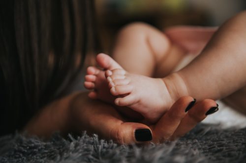 Rédactrice Freelance : Le Métier Idéal Pour les Mamans ?