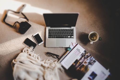 Travailler à la Maison : 7 Métiers pour Vivre de votre Plume